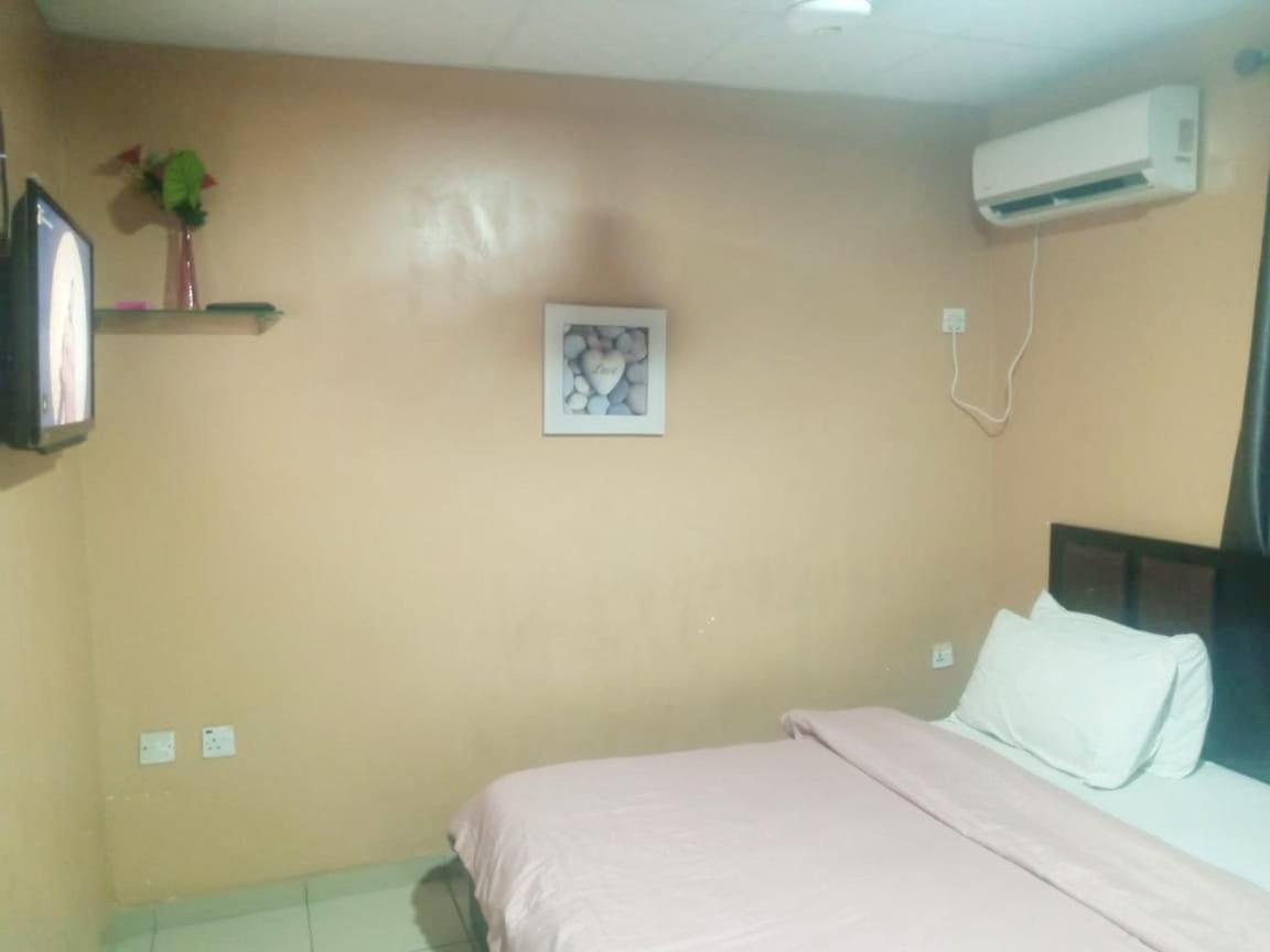 Staycation Suites And Apartment Lagos Exteriér fotografie