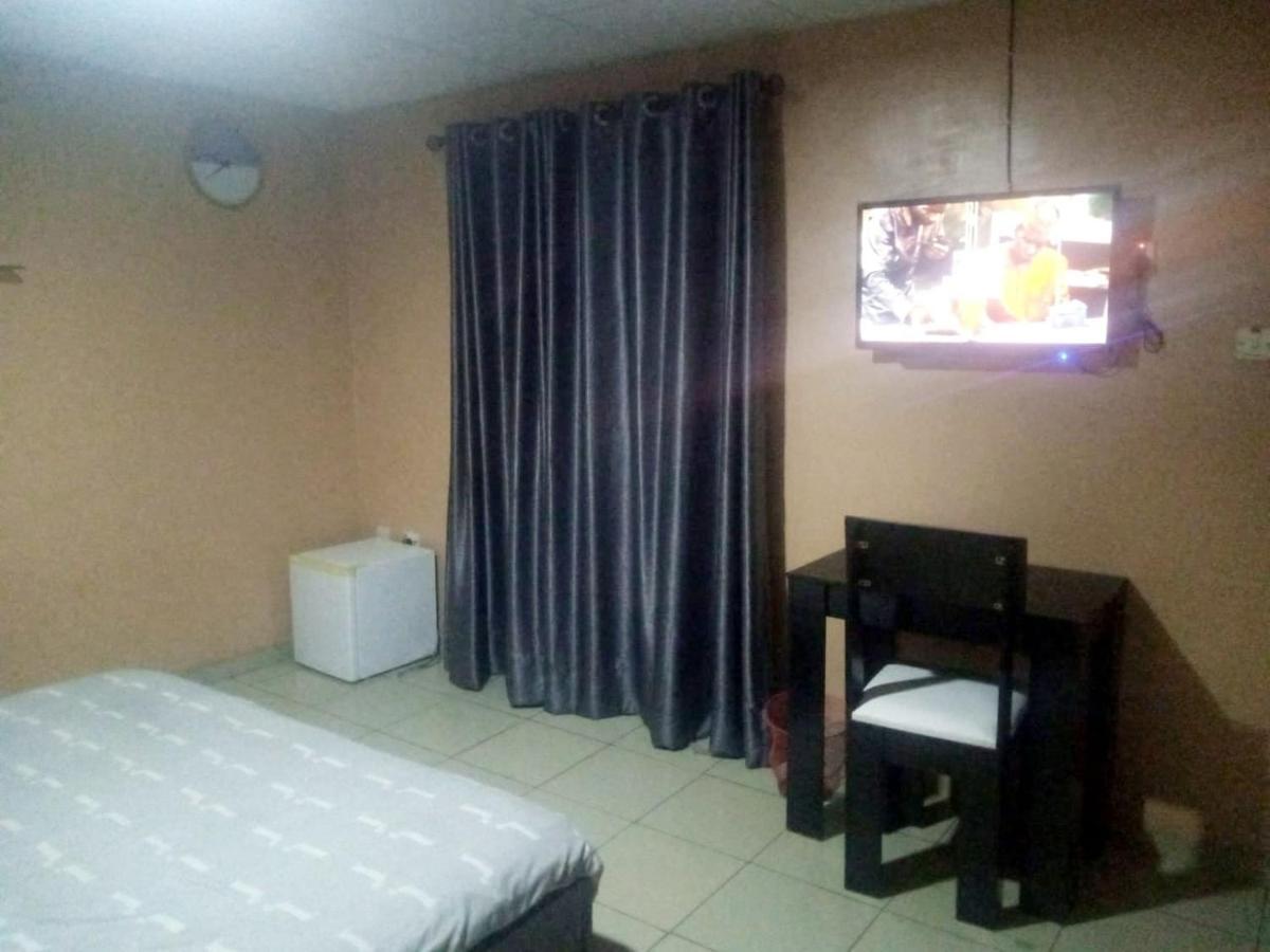 Staycation Suites And Apartment Lagos Exteriér fotografie