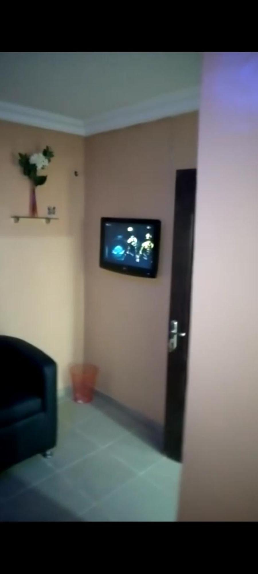 Staycation Suites And Apartment Lagos Pokoj fotografie
