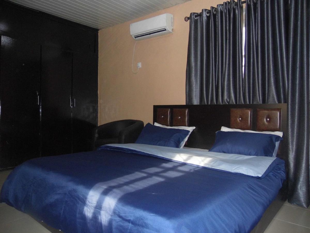 Staycation Suites And Apartment Lagos Exteriér fotografie