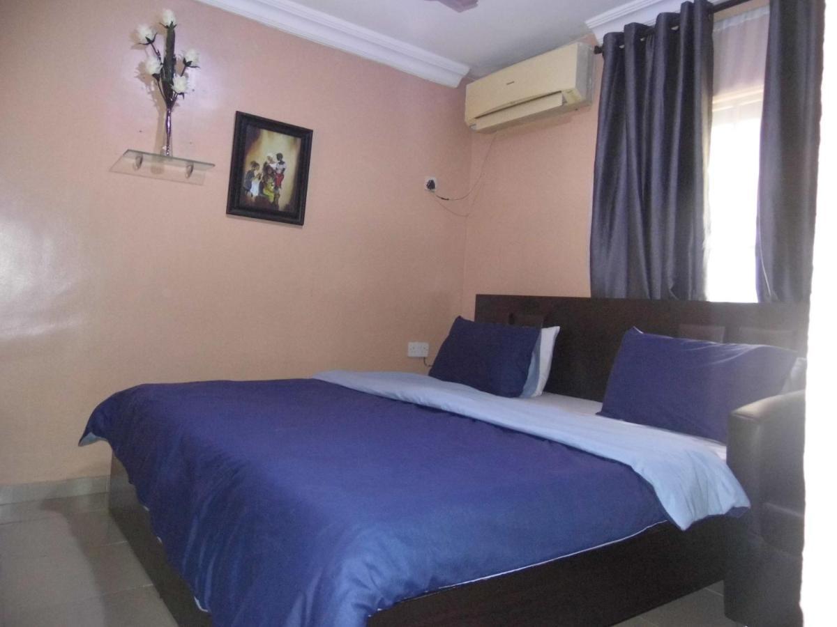 Staycation Suites And Apartment Lagos Exteriér fotografie
