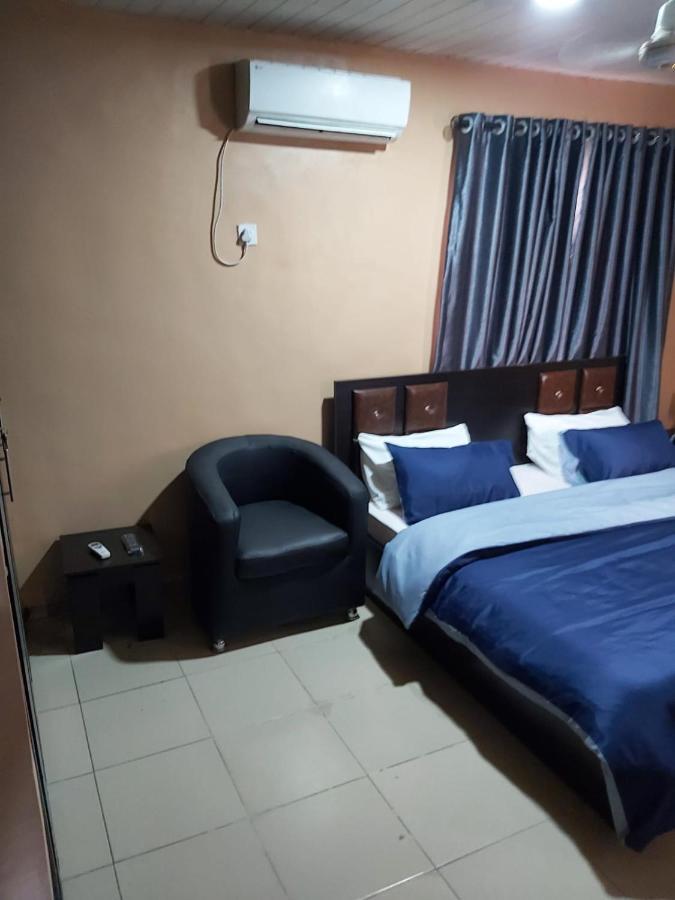 Staycation Suites And Apartment Lagos Exteriér fotografie