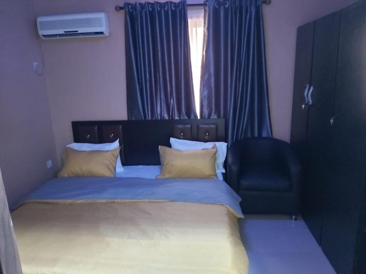 Staycation Suites And Apartment Lagos Exteriér fotografie