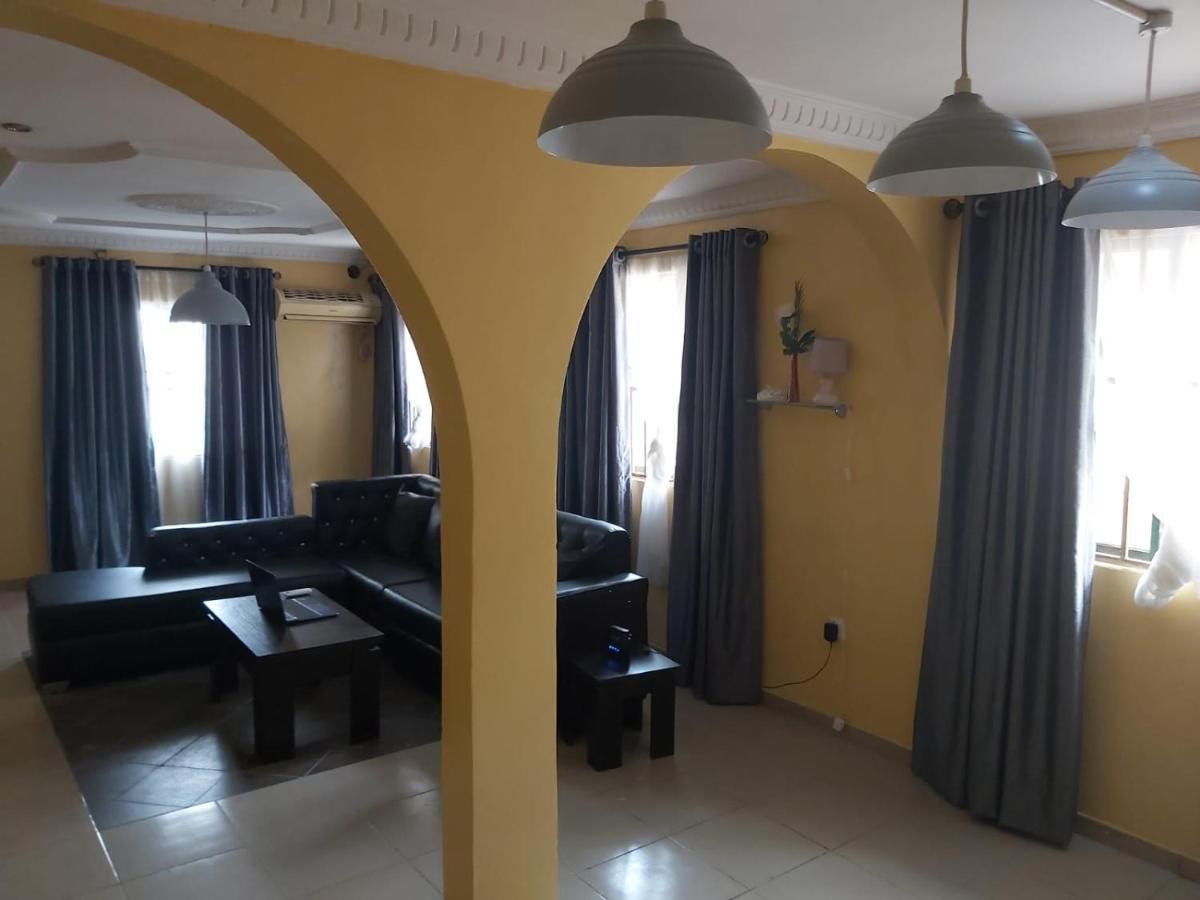 Staycation Suites And Apartment Lagos Exteriér fotografie