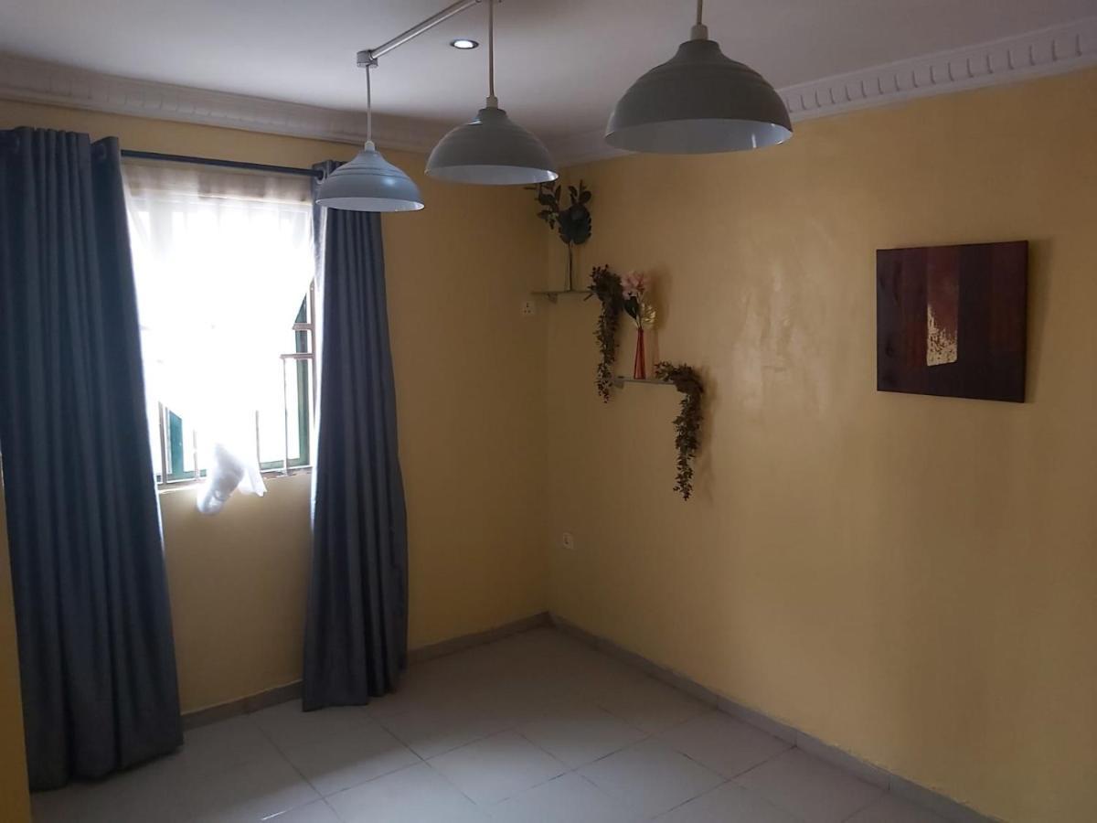 Staycation Suites And Apartment Lagos Exteriér fotografie